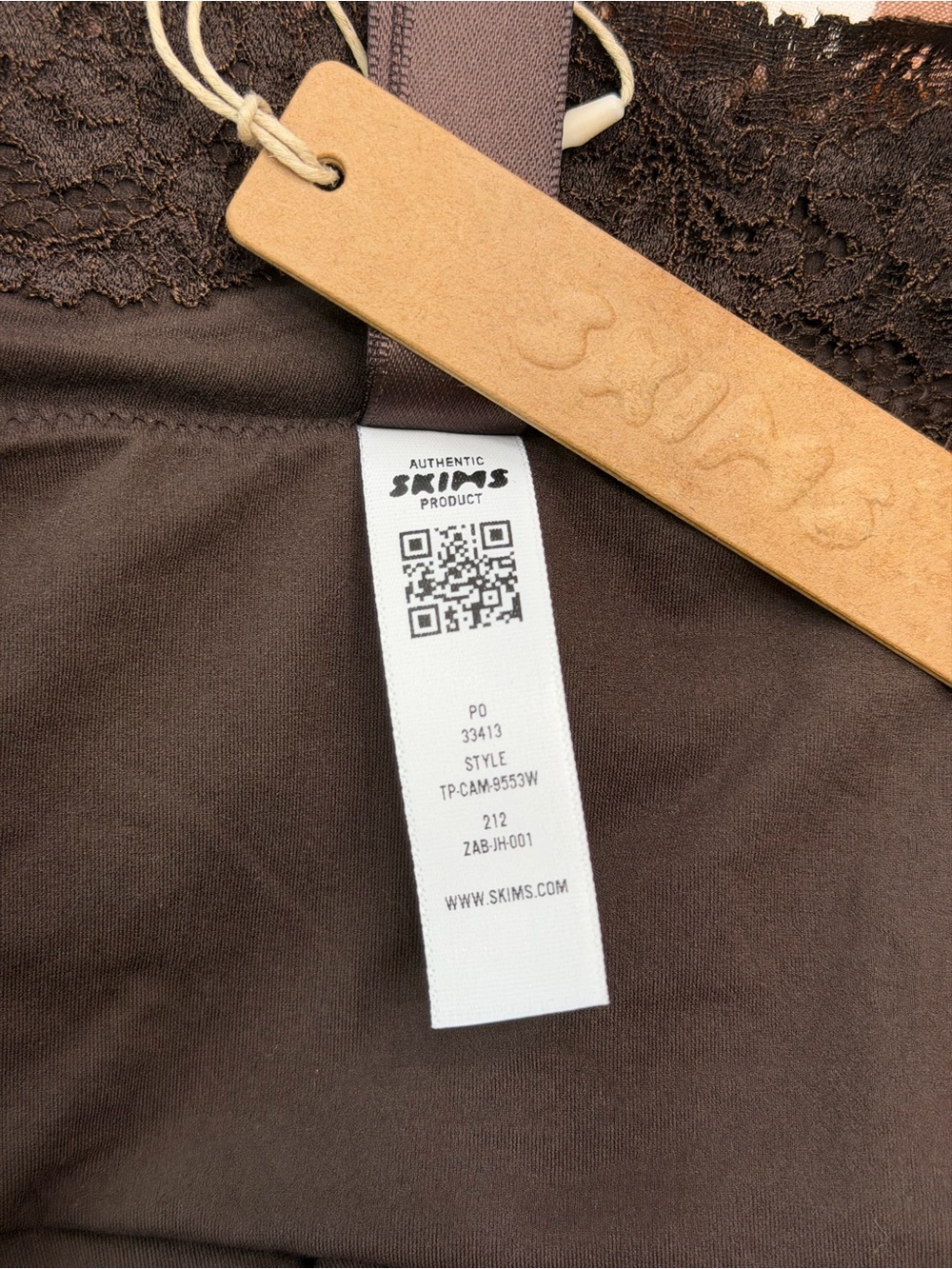 NWT Skims Fits Everybody Lace Triangle
Cami SMALL - Picture 7 of 7
